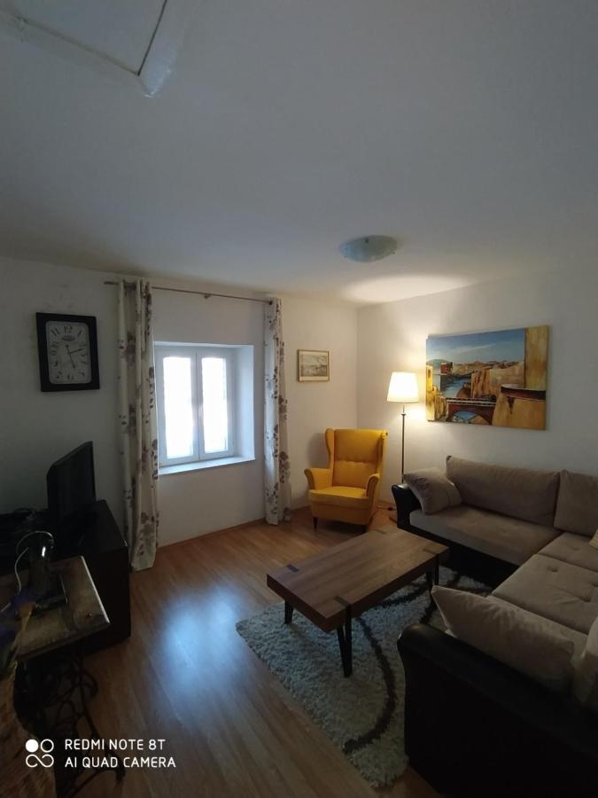 Holiday Home Zezevica Šestanovac Buitenkant foto