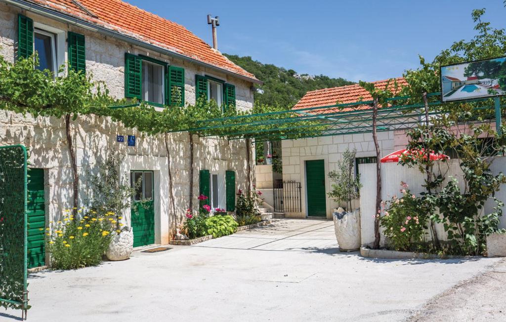Holiday Home Zezevica Šestanovac Buitenkant foto