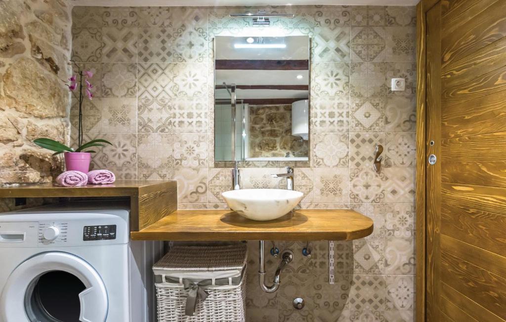 Holiday Home Zezevica Šestanovac Buitenkant foto